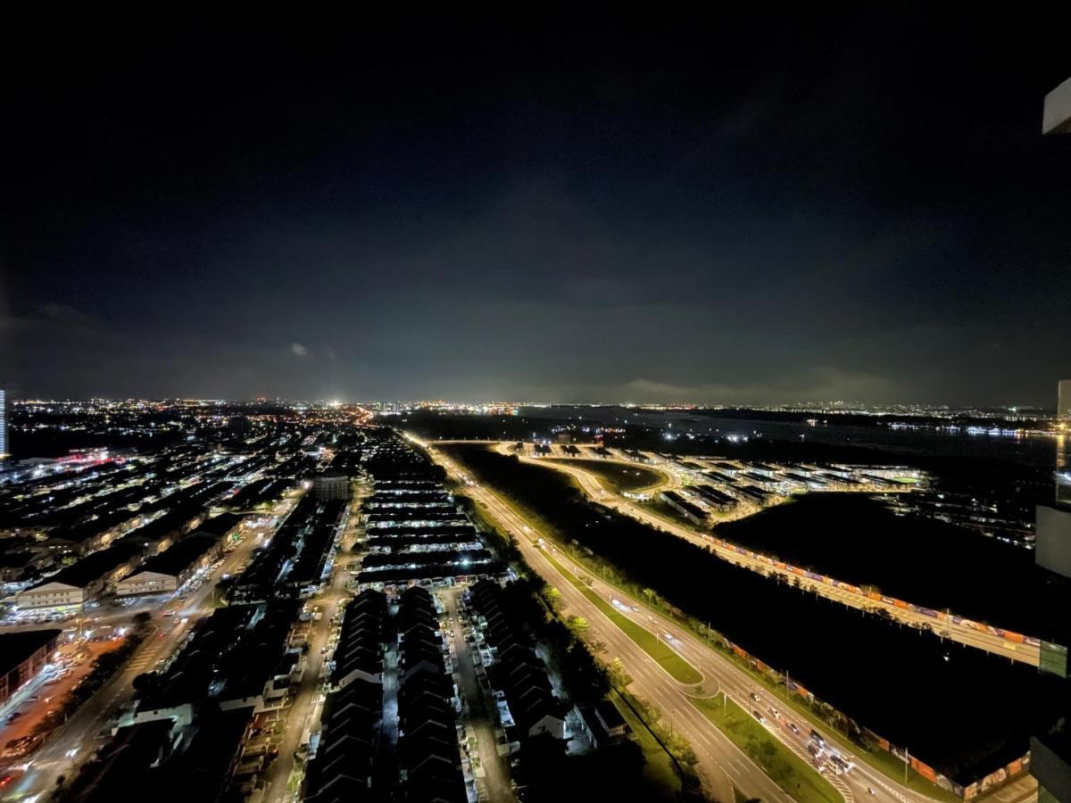 Starry Homes @ Green Haven 2Beds 2Bath+Pool View Masai Exteriör bild