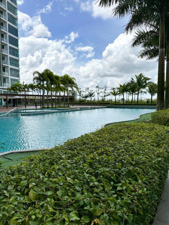 Starry Homes @ Green Haven 2Beds 2Bath+Pool View Masai Exteriör bild